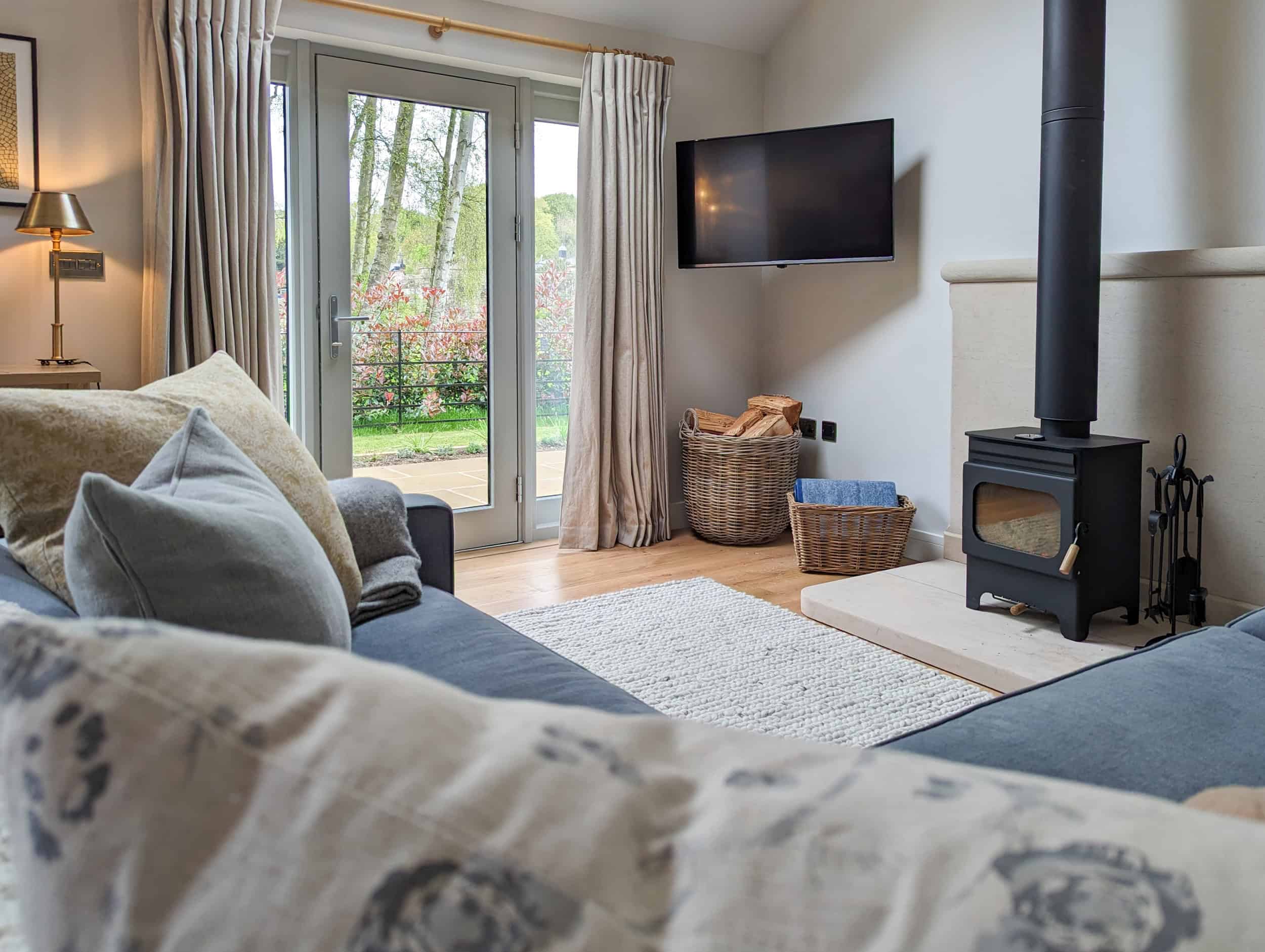 DOCKLEAF Cottage Corbridge, main living room