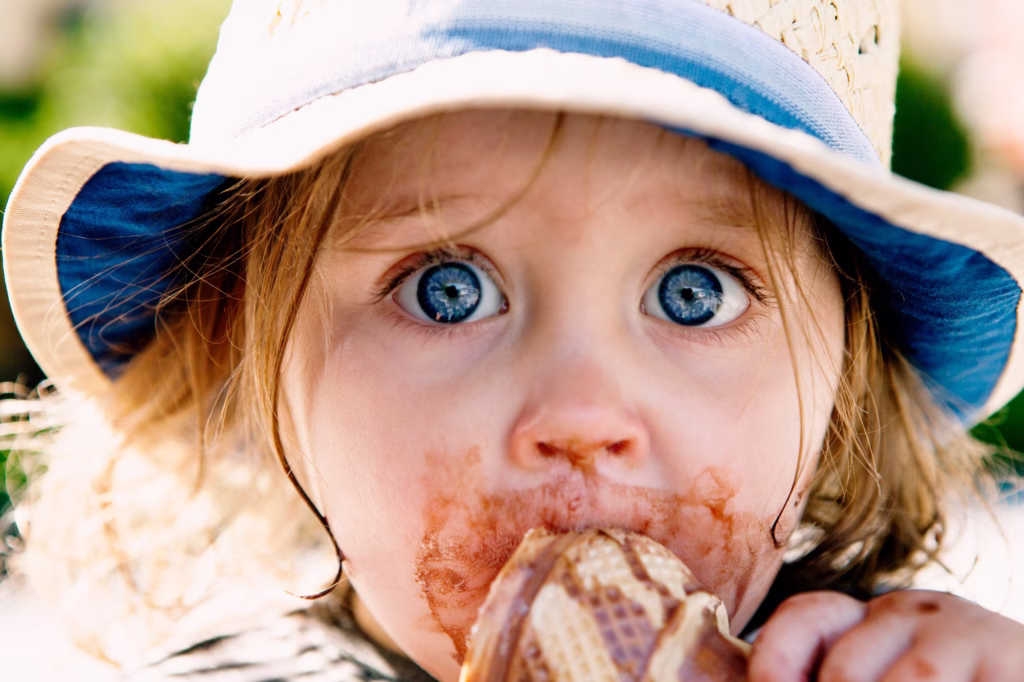 Northumberland County Show 2026, Young girl eating ice cream cone